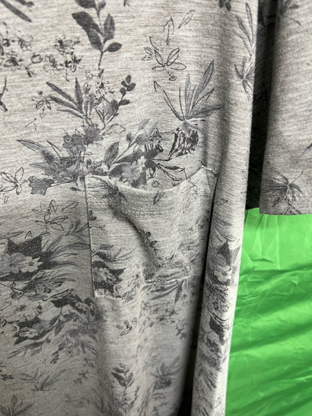 LuLaRoe Short Sleeve Carly Dress with Chest in Light Gray with Dark Floral Print - Picture 4 of 5